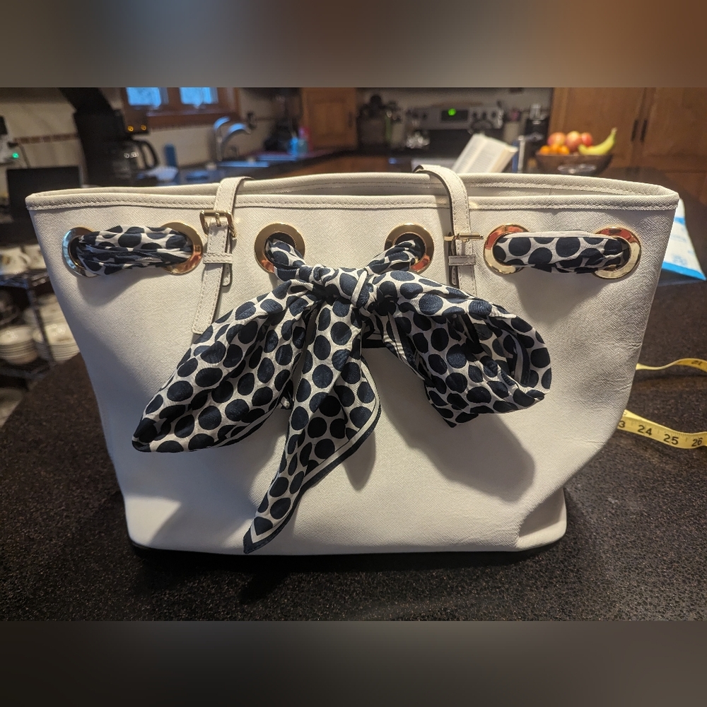 Michael Kors Jet Set Scarf Tote in white